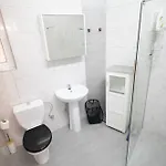 With Full Kitchen & 3 Beds In Tarxien Żabbar
