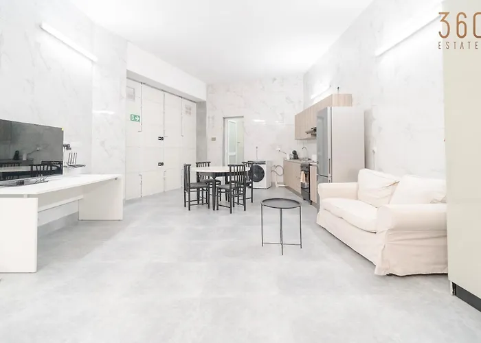 With Full Kitchen & 3 Beds In Tarxien Żabbar